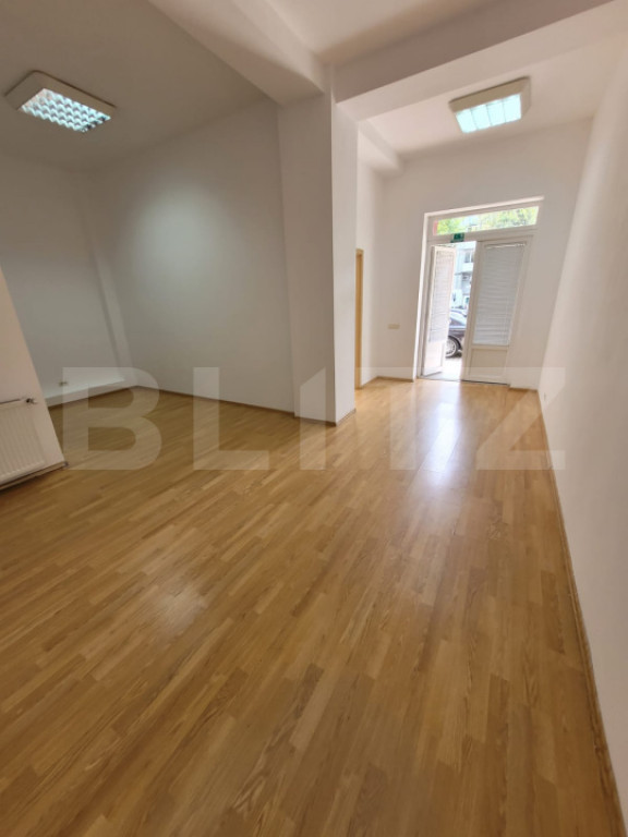 Spațiu de birouri, 2 incaperi, 40mp, zona Telegrafului