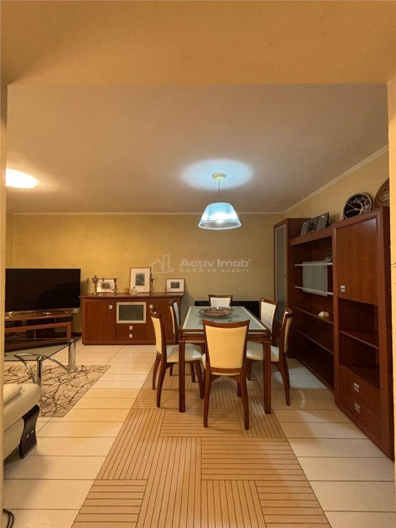 3 Camere, Lux, B-dul Unirii