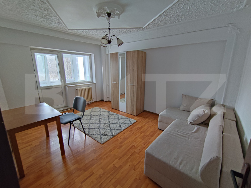 Apartament cu 3 camere și 3 balcoane închise, 70mp - Iași