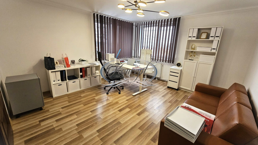 Casa frumoasa cu garaj si curte proprie in Buna Ziua