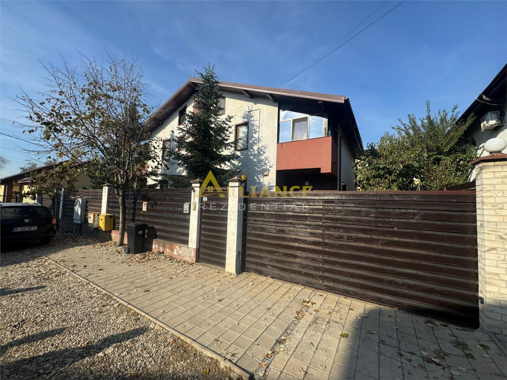 Casa tip duplex - 4 camere 2 bai - teren 200mp