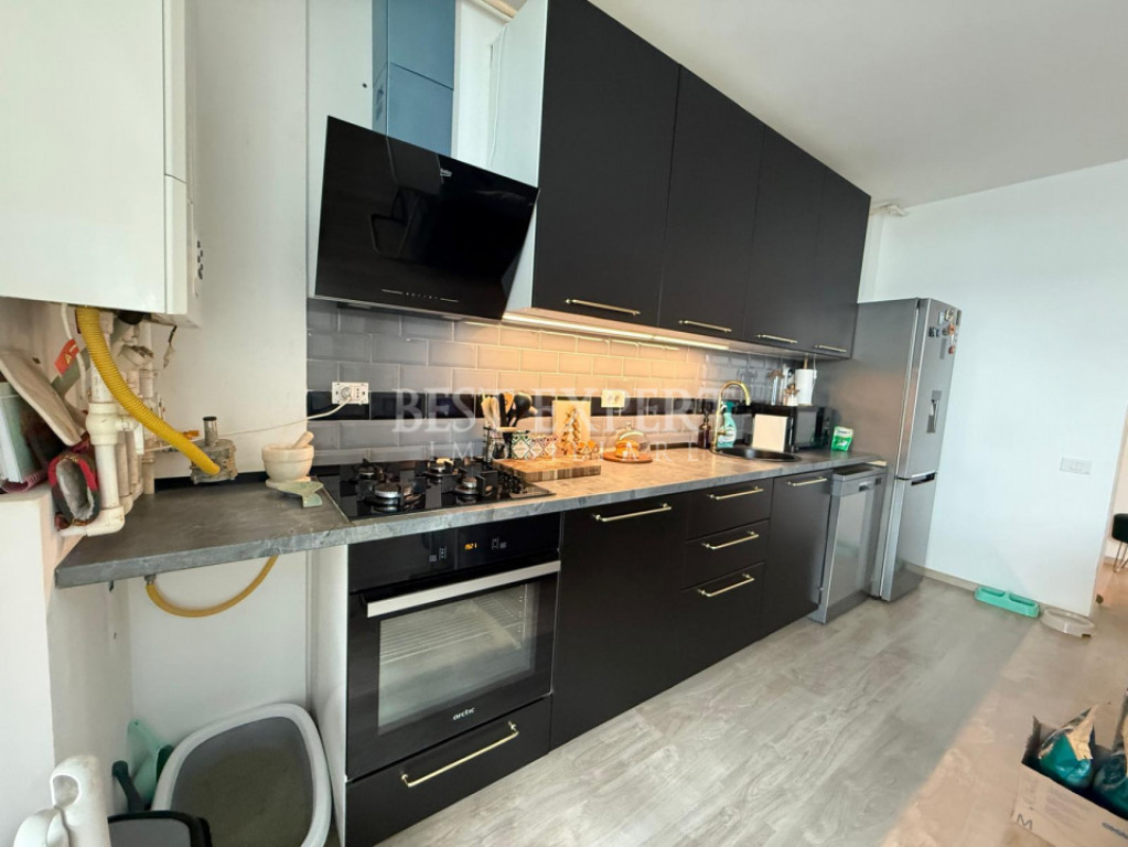 2 Camere Complet Mobilate si Utilate cu Parcare Subterana -M