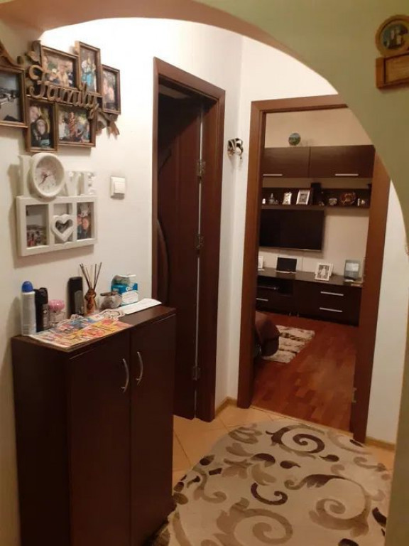 Apartament 2 camere decomandat Luica / Constantin Brancov...