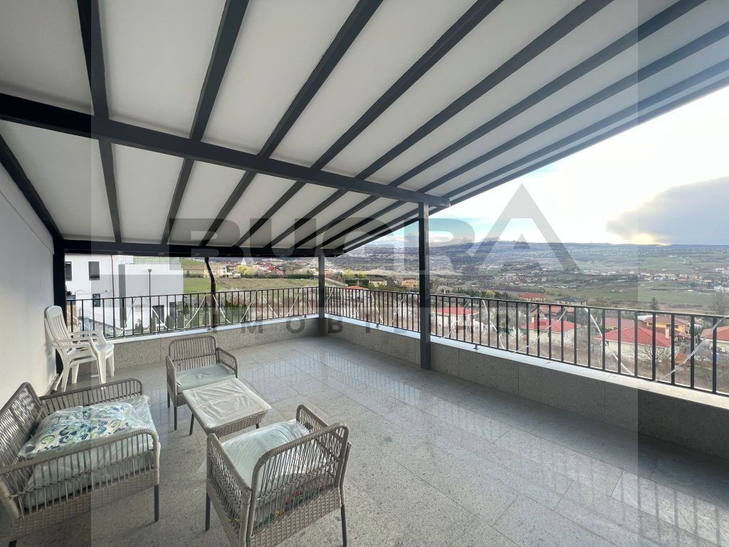 Duplex, 120mp, 2 locuri de parcare, panorama, petfriendly...