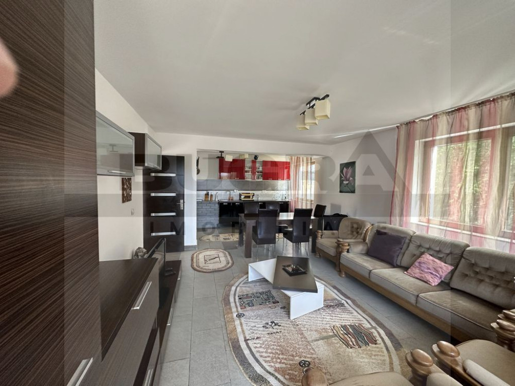 Casa individuala, 250mp utili, 2 parcari, zona Faget