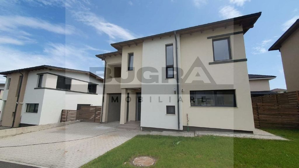 Casa de inchiriat in Dezmir, ansamblu privat