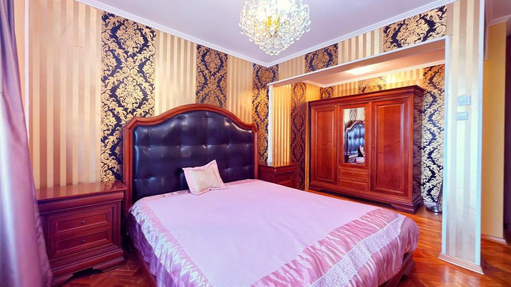 Apartament elegant cu saună proprie - Calea Mosilor 5/8 ...