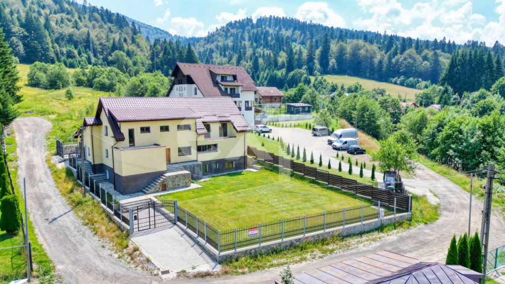 Teren 11.600 mp – Râșnov, zona Tabăra, 230 m de DN 73