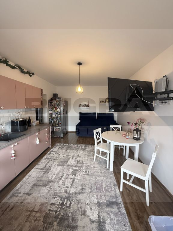 Apartament 2 camere, 50 mp, AC, 2 balcoane, zona Profi