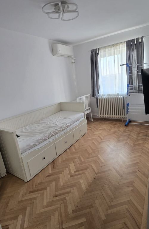 Garsoniera - Oltenitei - 10 minute de metrou