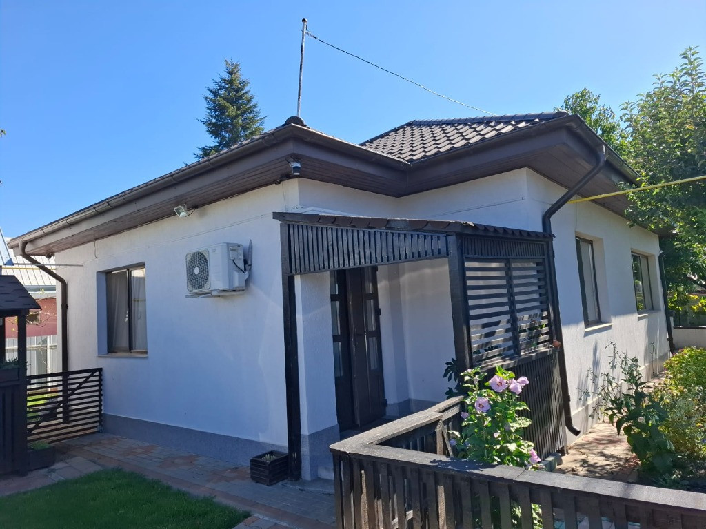 Casă Cordun, 2 dormitoare + living, 1000 mp teren