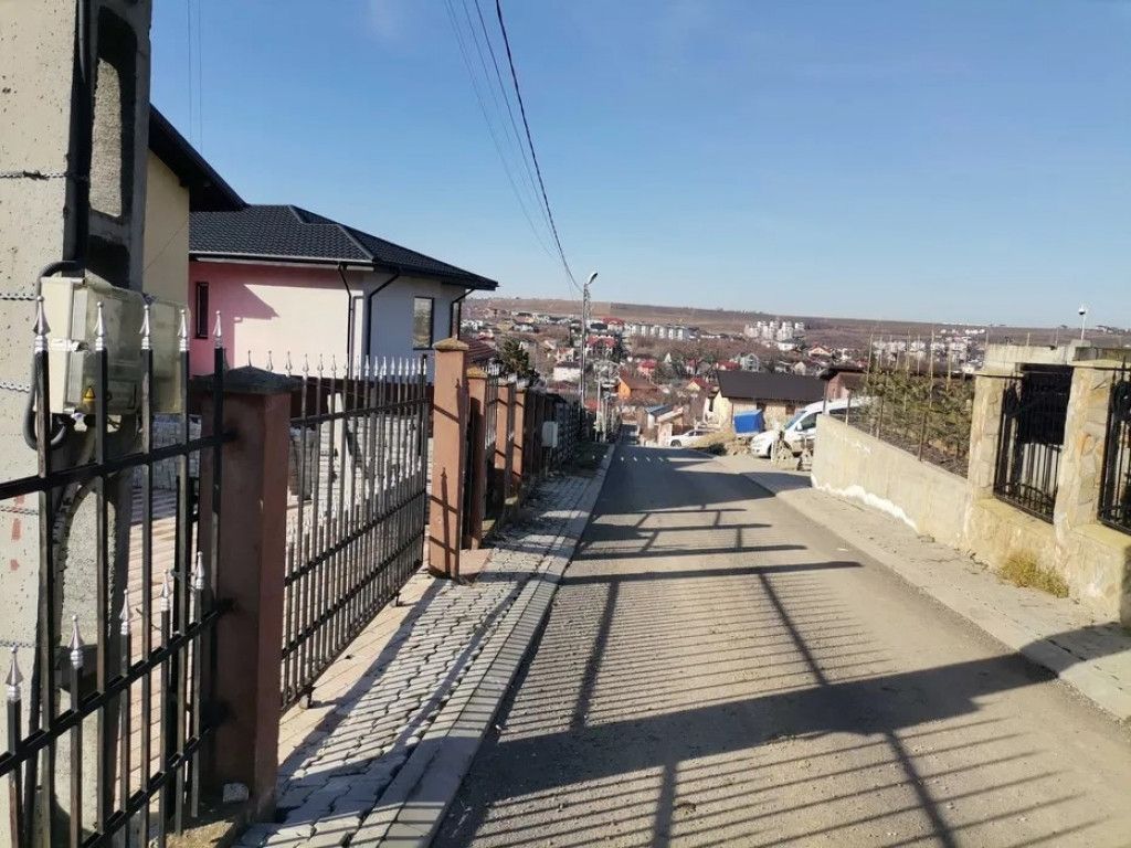 Vand / schimb casa Bucium, Iasi, 400m de bulevard, priveliște superba