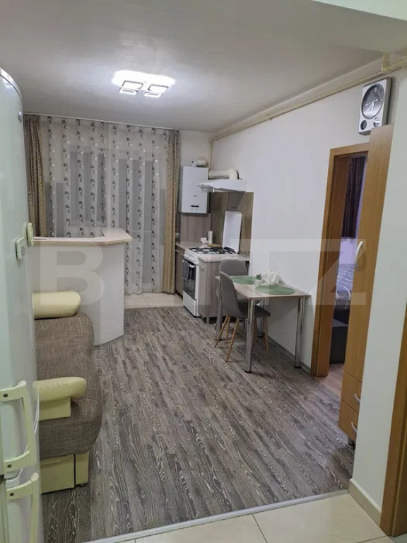 Apartament 2 camere, modern, cu parcare, zona Edgar Quinet