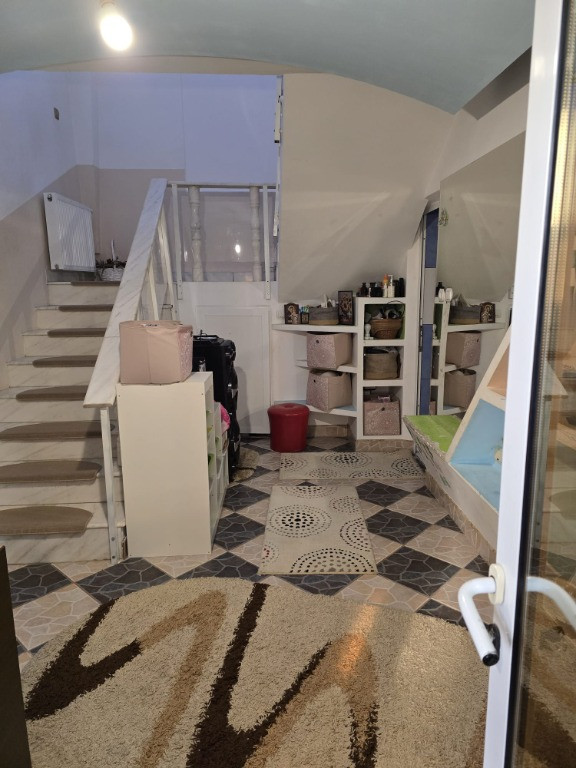 Proprietar,Casa 4 camere foarte mari,Rosu,Chiajna,Alexandru Ioan Cuza