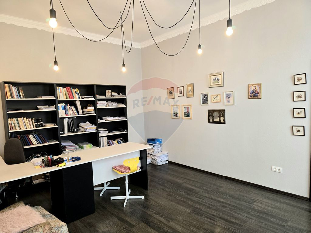 Apartament de închiriat ,2 camere, loc parcare inclus We...