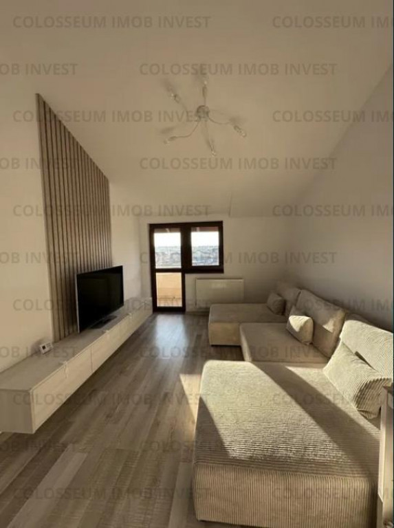 Garsoniera decomandat - zona Sanpetru