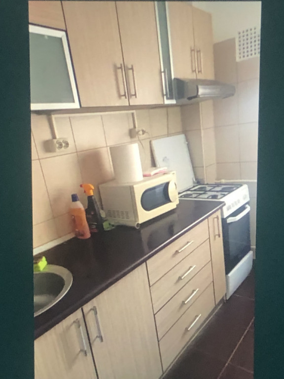 Vitan mall etaj 1 decomandat