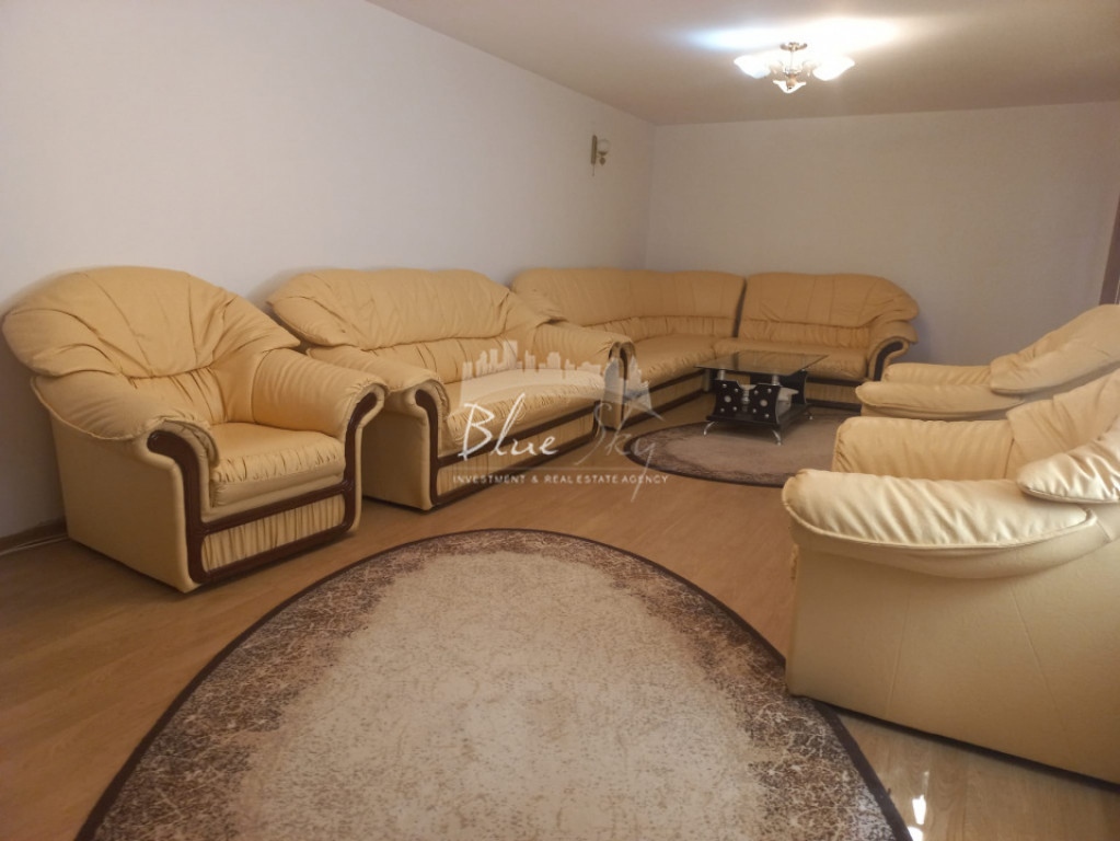 Casa de vanzare - zona Bratianu