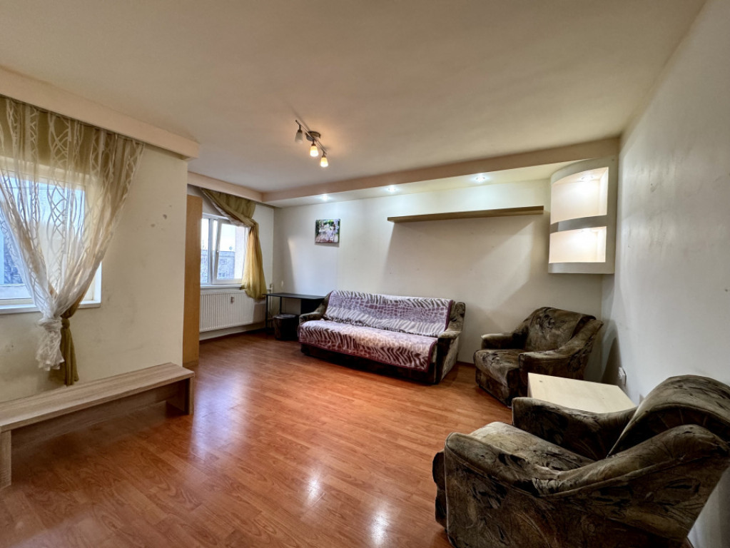 Închiriere apartament 2 camere, decomandat, mobilat, Lujeru