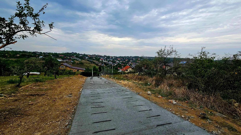 Teren intravilan , Bucium Barnova