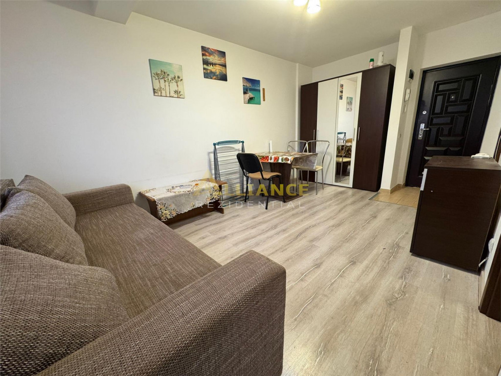 Garsoniera de 10 min Metrou