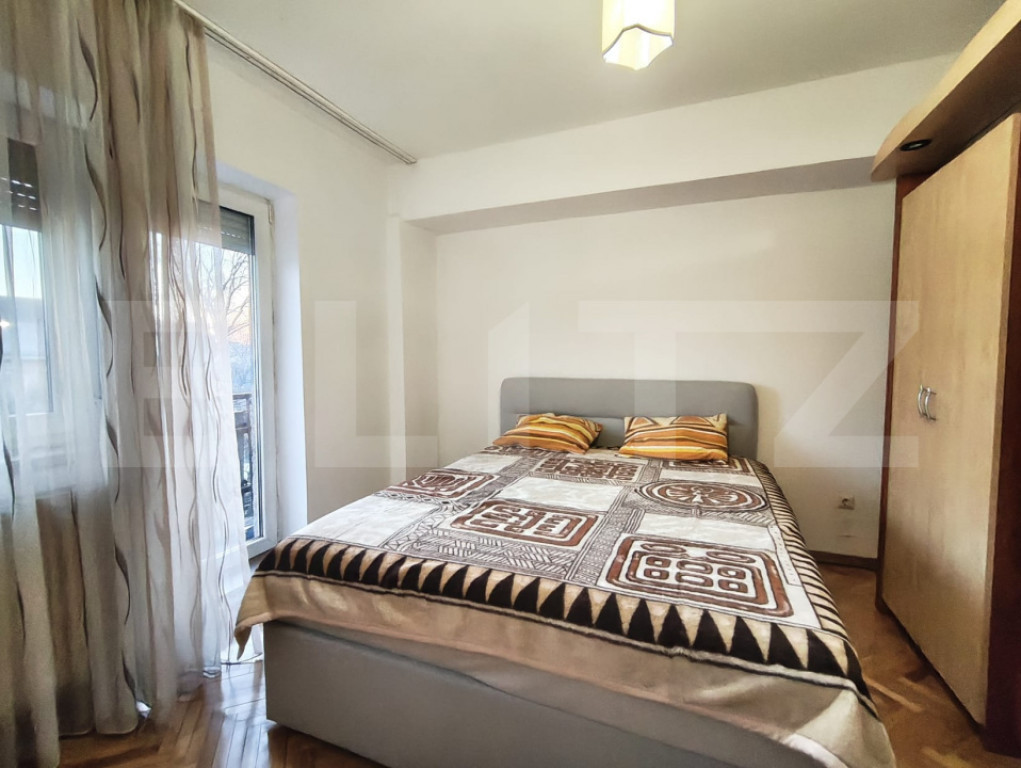 Apartament 3 camere, 74 mp, balcon inchis, loc parcare priva