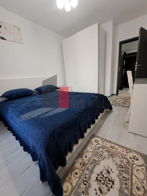 Inchiriez apartament 2 camere-str Rezervelor nr 99