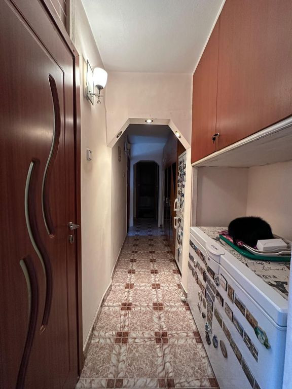 3 Camere - 70 mp si Boxa - Metrou 1 Decembrie la 5 Minute