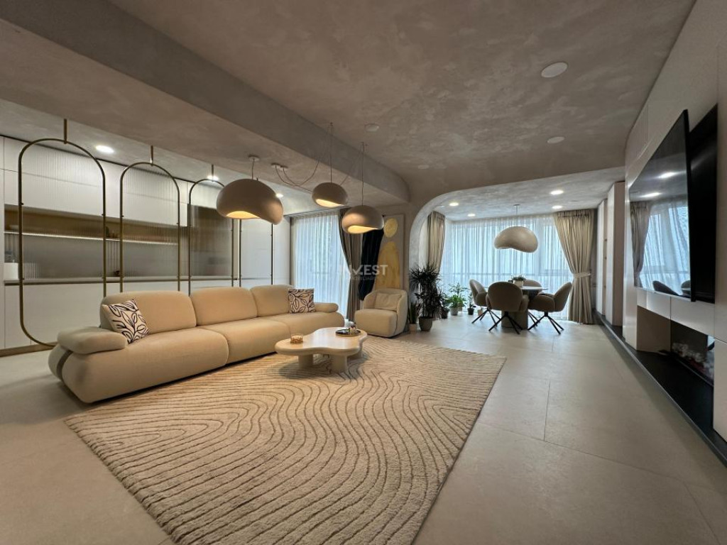 Apartament Deosebit De 2 Camere 70mp In Azimut-Copou