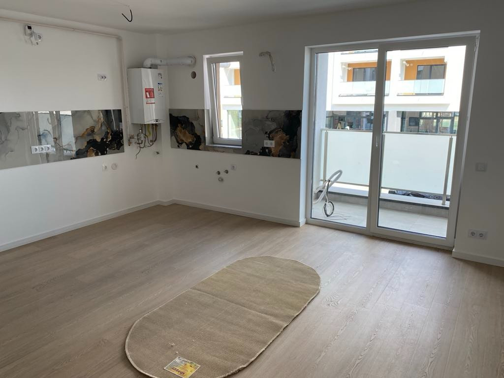 Apartament 3 camere pe strada Daliei