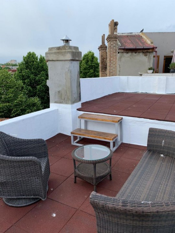 Apartament 3 camere de inchiriat, în Zona Centrală, teras?