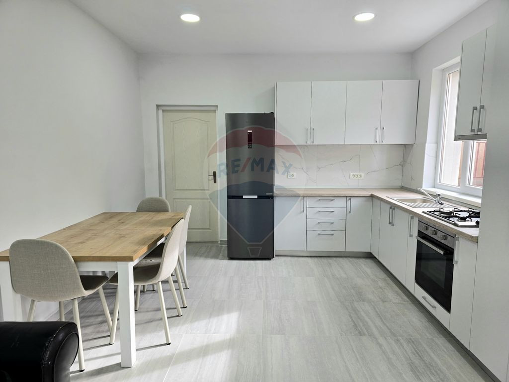 Apartament cu 2 camere de închiriat în ARED Micalaca