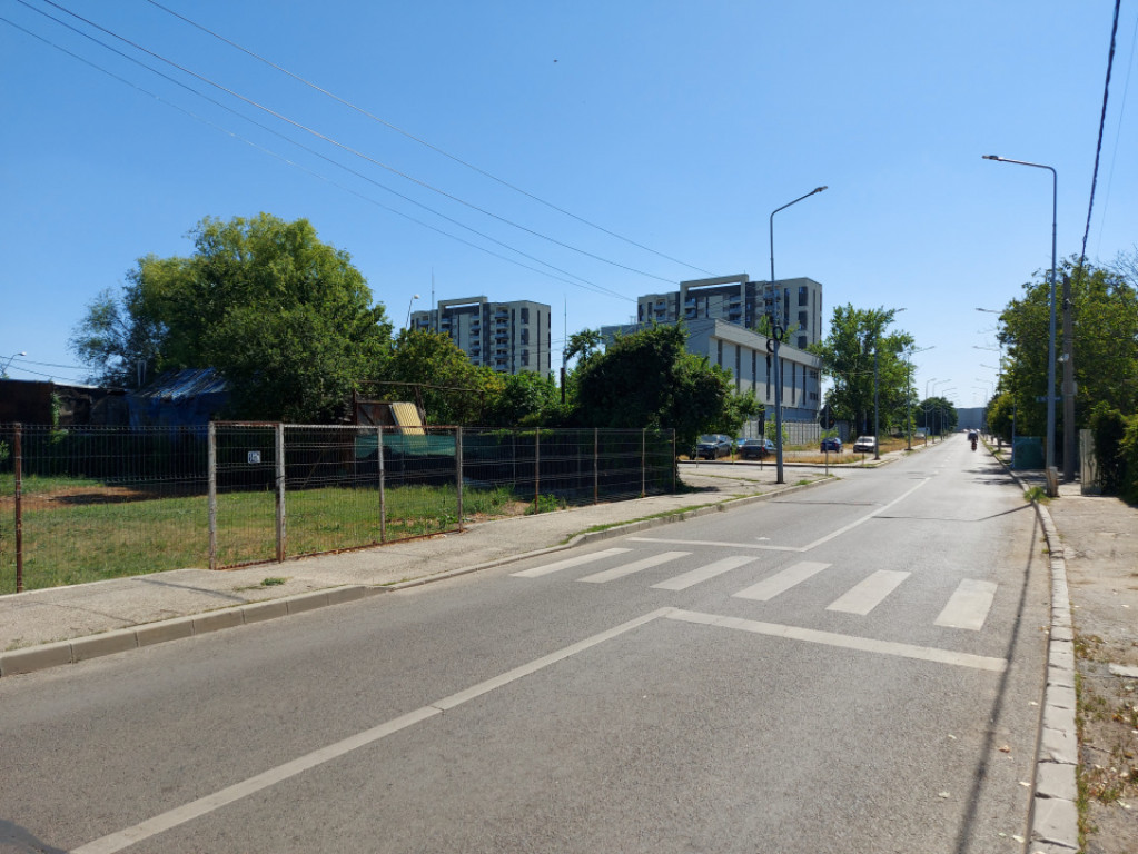 Lot de teren spectaculos 1.320mp (+765mp) dublă deschidere!