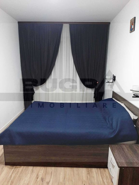 Apartament 2 camere, parcare, zona Centrala