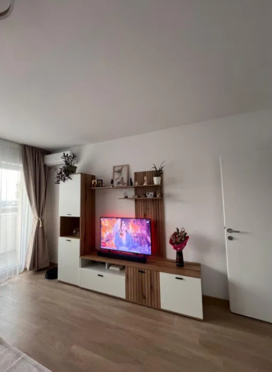 Apartament 2 camere, decomandat- zona Sanpetru