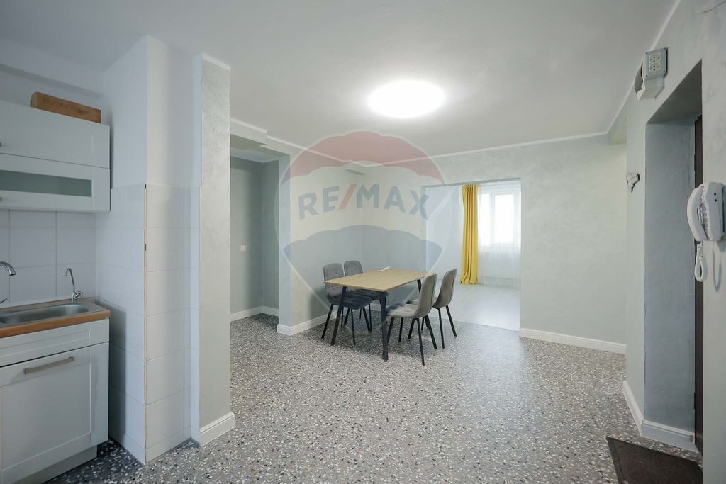 Apartament cu 3 camere de închiriat în zona Calea Aradului