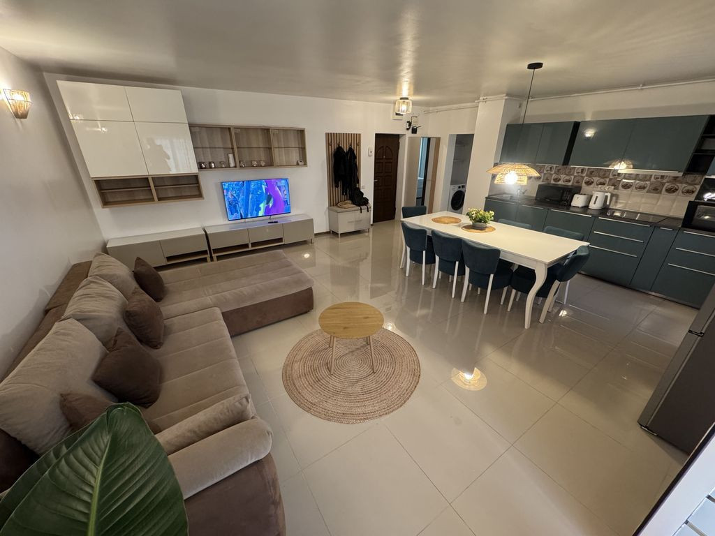 Apartament 2 camere zona Stadion