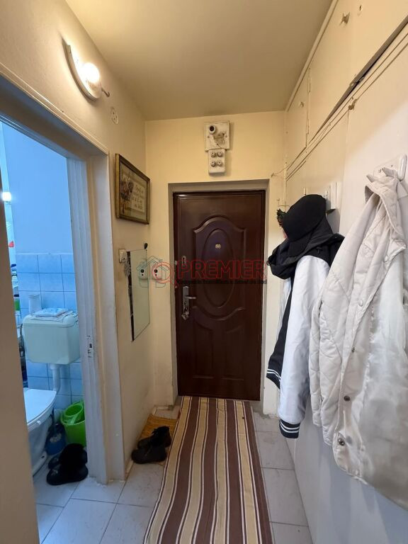 Aparatorii Patriei - garsoniera metrou Aparatorii Patriei