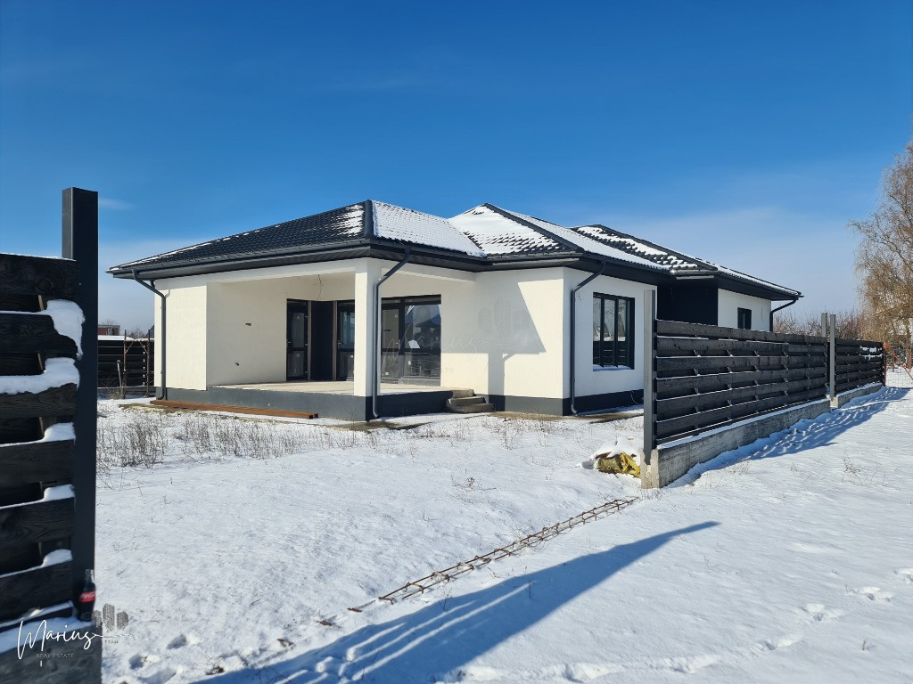 Casa parter complet finalizata 140 mp utili, teren 750 mp, Snagov