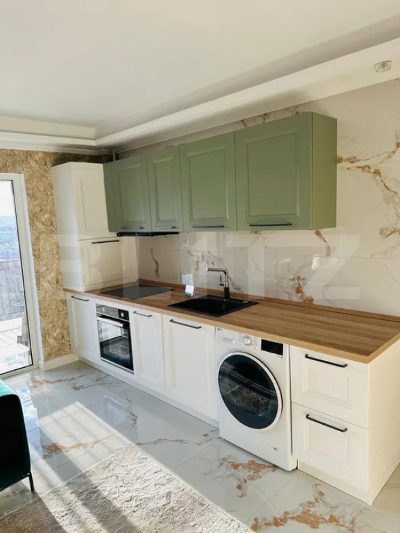 Apartament 3 camere, 56 mp, parcare, zona Vivo