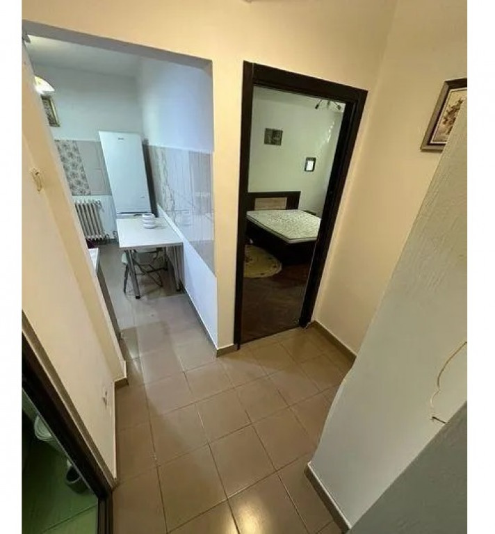 Garsoniera DECOMANDATA-Drumul Taberei/Metrou T.Vladimirescu