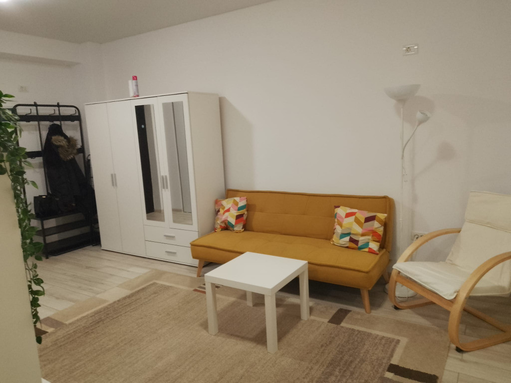 Inchiriez garsoniera dubla in Militari Residence, Strada Ilie Petre