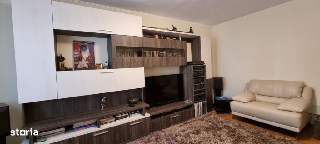 Apartament Cu 2 Camere, Centrul Orașului – La Doar Câtev