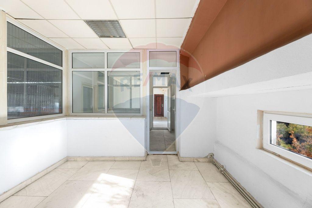 Spațiu birouri de închiriat DESTINAȚII MULTIPLE – zo...