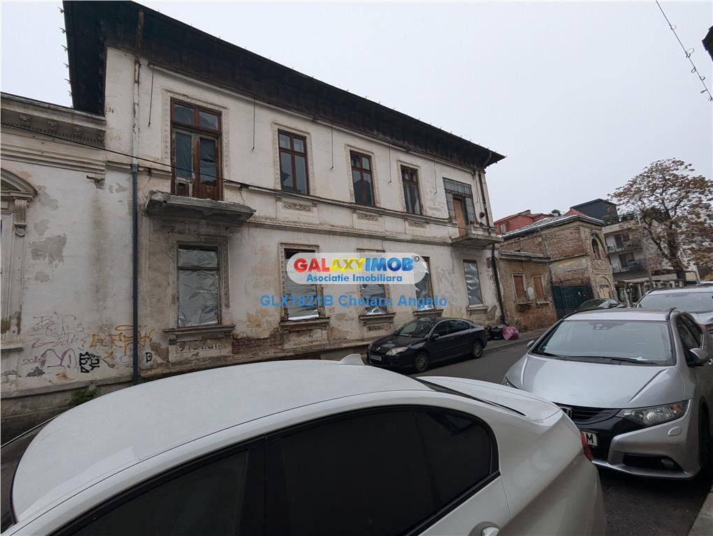 Armeneasca etaj vila 5 camere ,suprafata 183 mp, loc parcare