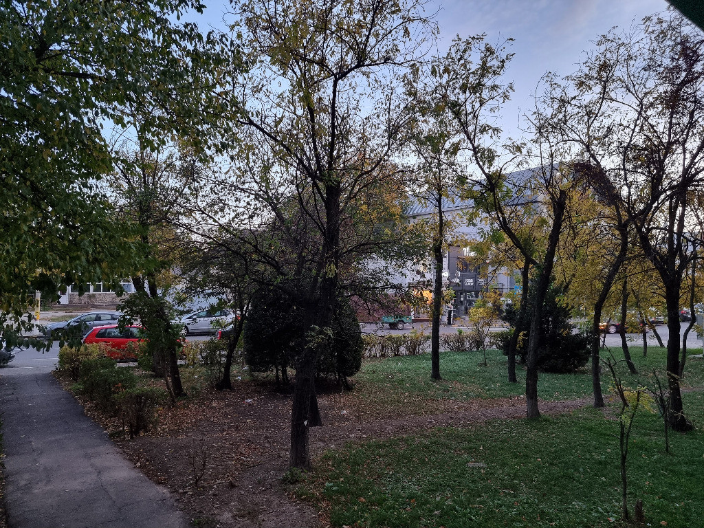 Apartament doua camere, semi, etaj 8, simplu, liber, Gara