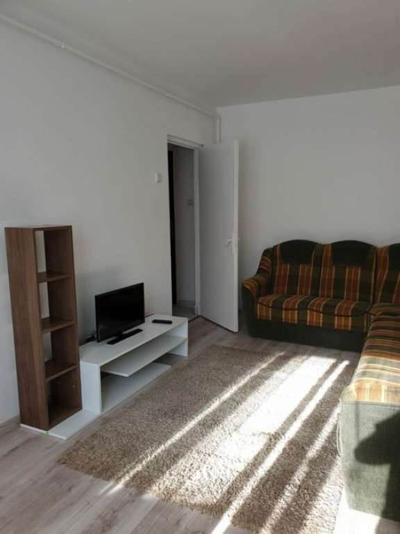Inchiriere garsoniera zona Soarelui