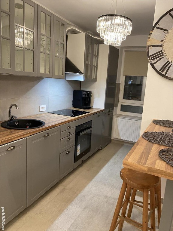 Apartament o camera in zona Torontalului