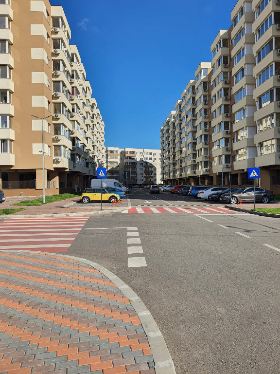 Apartament doua camere, bloc nou, mobilat, etaj trei, complex Fiald