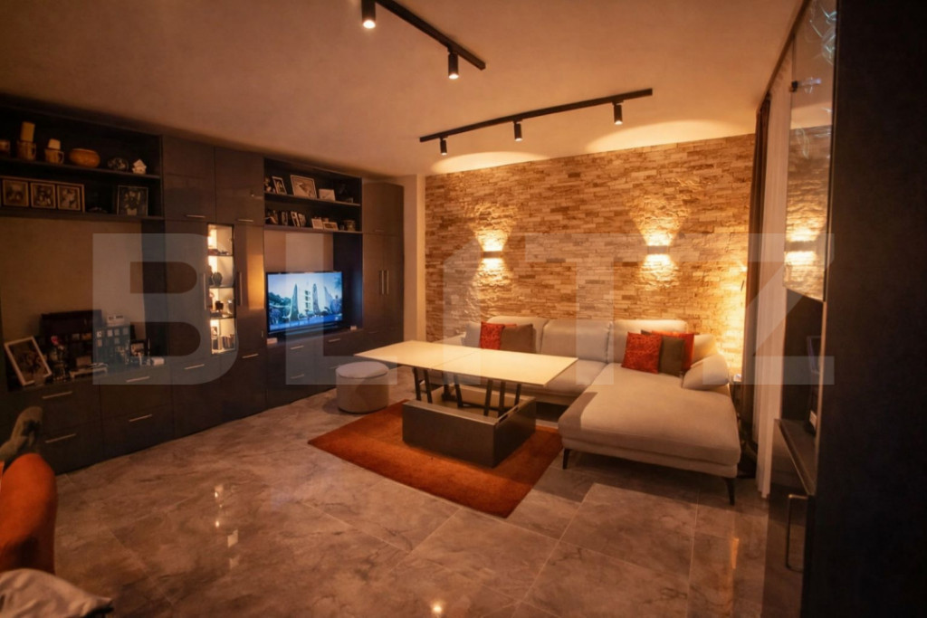 Apartament lux, 56mp, gradina, zona Tauti!